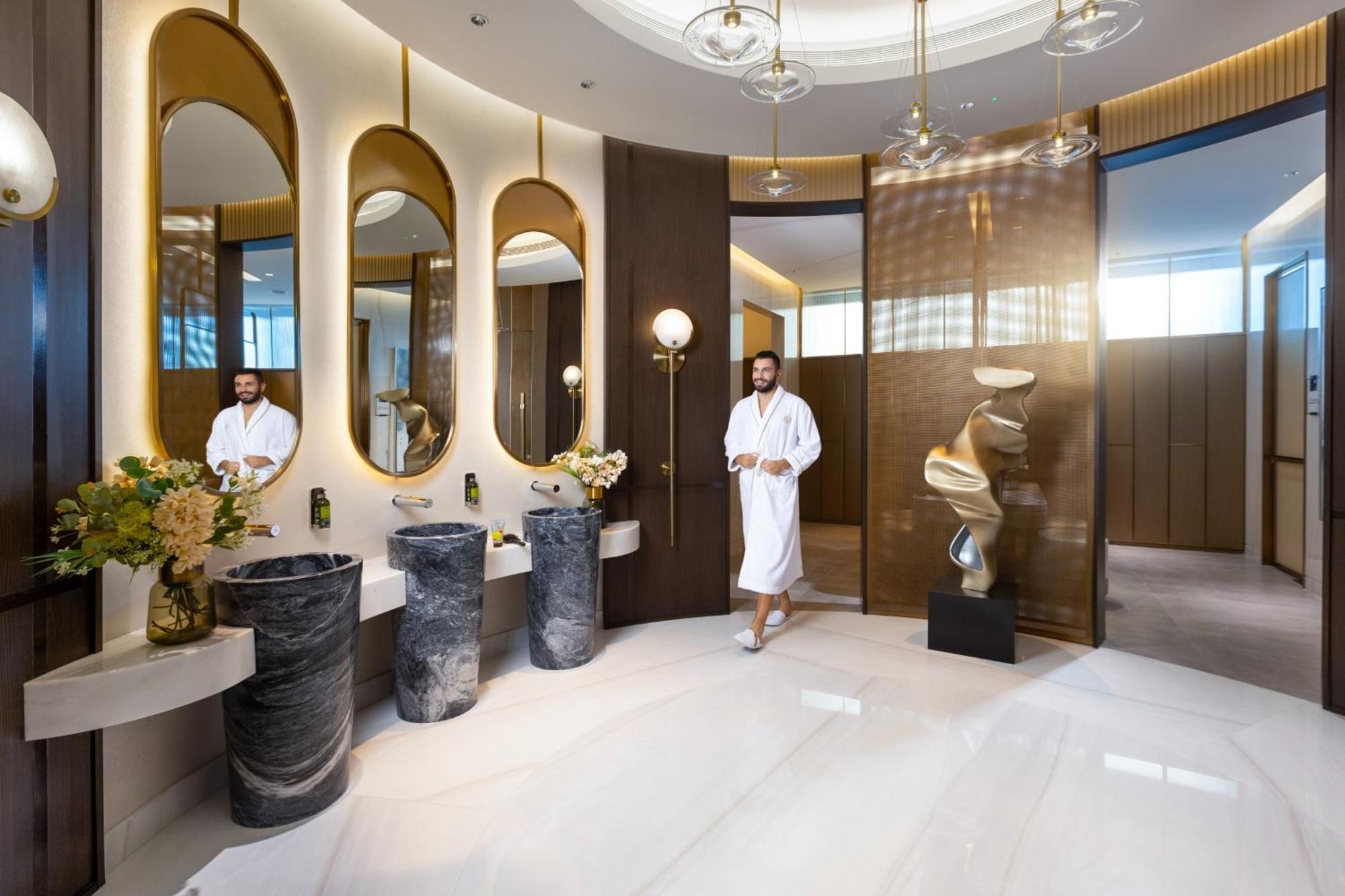 Onyx Rotana Hotel Manama Ngoại thất bức ảnh The spa at The Dorchester